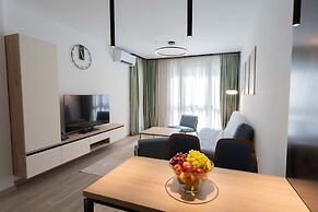 Azur Premium Resort