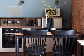 Flatbook - In the Heart of Old Town