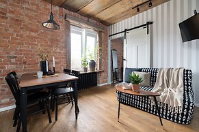 Flatbook - In the Heart of Old Town