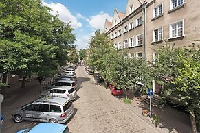 Flatbook - In the Heart of Old Town