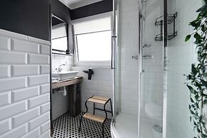 Flatbook - In the Heart of Old Town