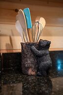 211 Misty Mountain Getaway 4 Bedroom Cabin