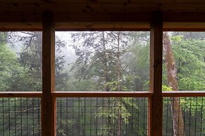 211 Misty Mountain Getaway 4 Bedroom Cabin