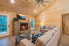 211 Misty Mountain Getaway 4 Bedroom Cabin