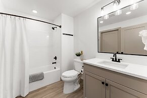 Retreat To Redrock #302 2 Bedroom Condo