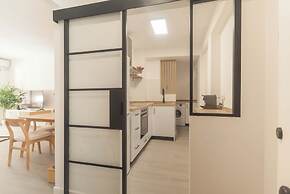 Beautiful Sunny Apartment