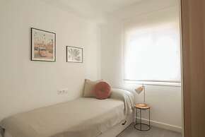 Beautiful Sunny Apartment