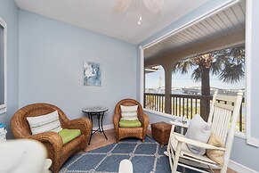 Inn at Camachee Harbor by Coolvacay