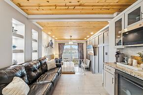 Inn at Camachee Harbor by Coolvacay