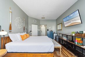 Inn at Camachee Harbor by Coolvacay