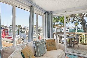Inn at Camachee Harbor by Coolvacay