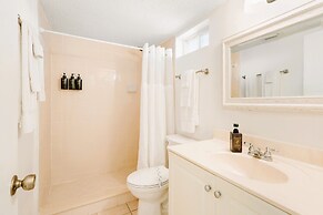 Inn at Camachee Harbor by Coolvacay