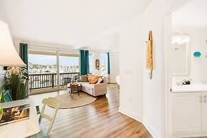 Inn at Camachee Harbor by Coolvacay