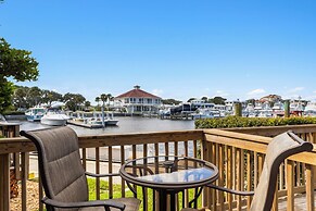 Inn at Camachee Harbor by Coolvacay