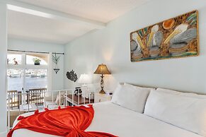 Inn at Camachee Harbor by Coolvacay