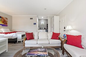 Inn at Camachee Harbor by Coolvacay