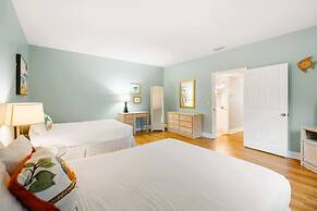 Inn at Camachee Harbor by Coolvacay
