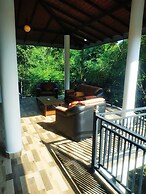 Four Seasons Safari Resort udawalawa