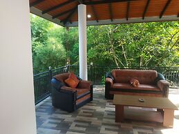 Four Seasons Safari Resort udawalawa