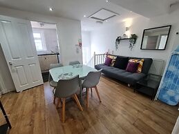 Urban Hideaway 2beds Apartment