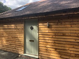 Cottage With Heated Indoor Pool Tennis Court- 2142