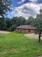 Cottage With Heated Indoor Pool Tennis Court- 2142