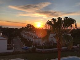 Cabopino/townhouse/marbella/sleeps6/pool