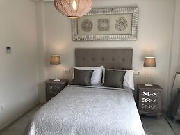 Cabopino/townhouse/marbella/sleeps6/pool