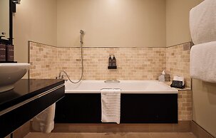 Bowood Hotel Spa and Golf Resort