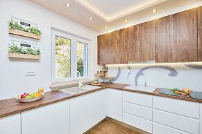 Hedera Estate, Villa Hedera XVI