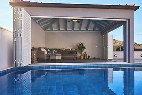 Hedera Estate, Villa Hedera XVI