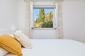 Hedera Estate, Villa Hedera XVI