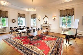 HRO Hotel Rittergut Osthoff GmbH