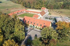 HRO Hotel Rittergut Osthoff GmbH