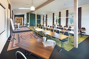 HRO Hotel Rittergut Osthoff GmbH