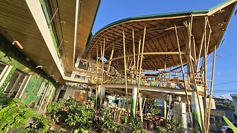 Bonding Coffee Roaster Café & Hotel