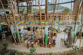 Bonding Coffee Roaster Café & Hotel