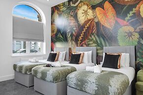 Stadium View Apartments