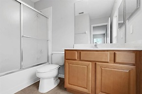 Six Bed Pool Villa in Resort -close to Disney