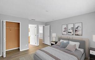 Six Bed Pool Villa in Resort -close to Disney