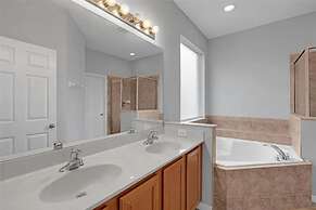 Six Bed Pool Villa in Resort -close to Disney