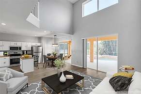 Six Bed Pool Villa in Resort -close to Disney