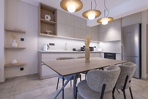 Phaedrus Living: Athens Luxury Residences Sands.