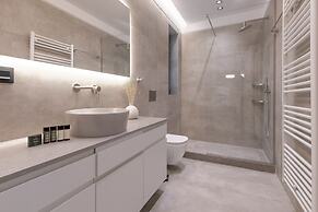 Phaedrus Living: Athens Luxury Residences Sands.