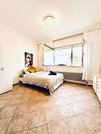 7 private Rooms in a spacious Villa