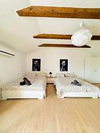 7 private Rooms in a spacious Villa