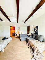 7 private Rooms in a spacious Villa