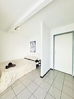 7 private Rooms in a spacious Villa