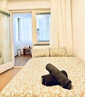 7 private Rooms in a spacious Villa