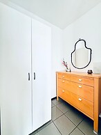 7 private Rooms in a spacious Villa